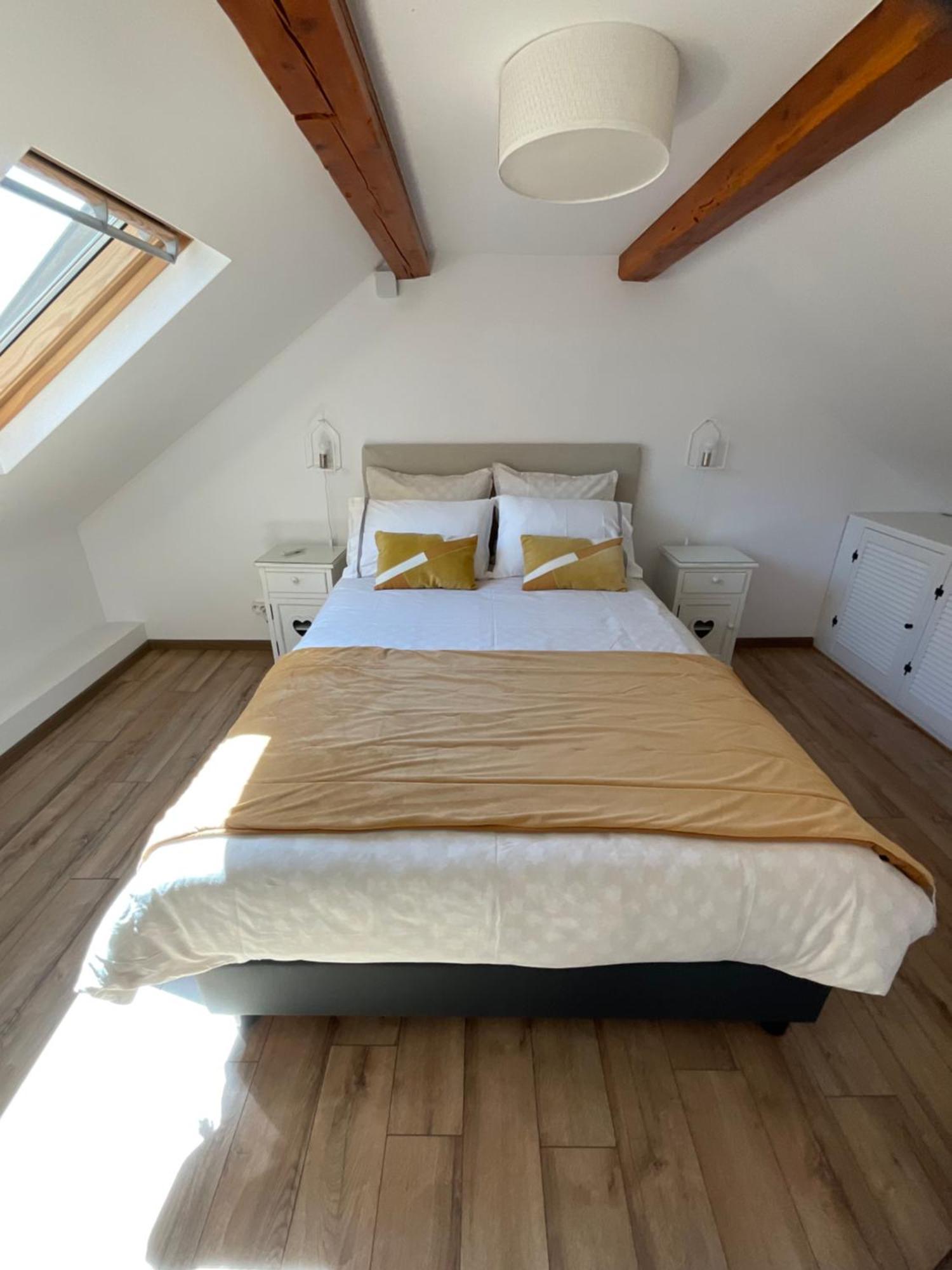 Villa Colonna Appartements Manosque Bagian luar foto