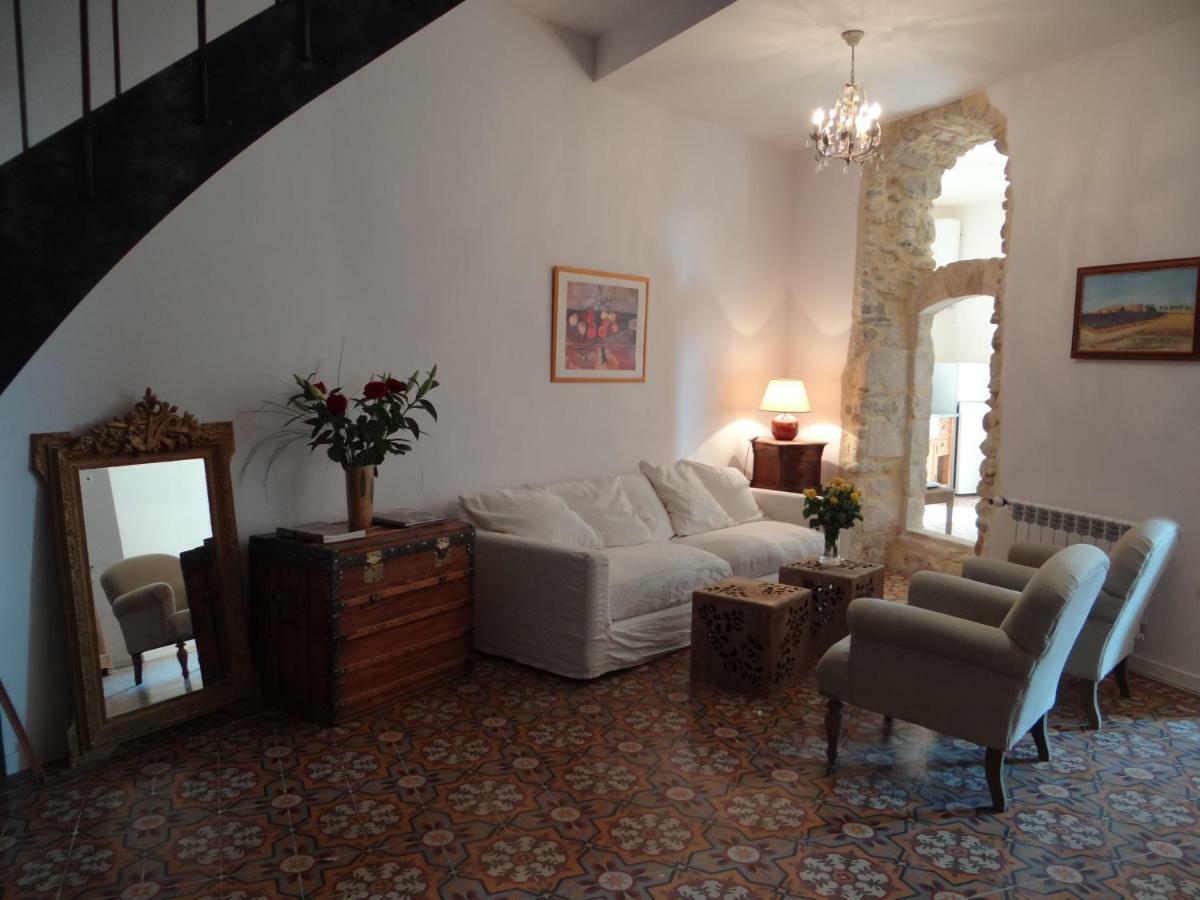 Villa Colonna Appartements Manosque Bagian luar foto